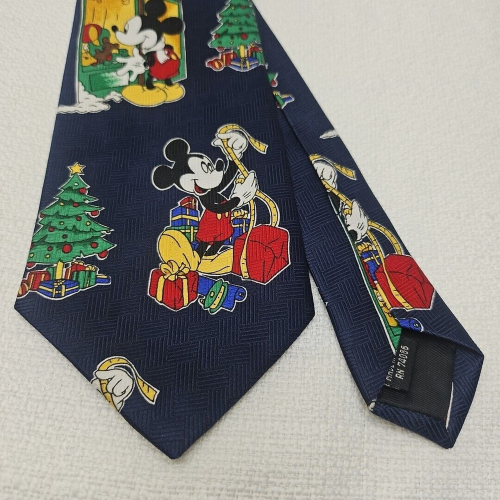 Disney Mickey Unlimited Navy Blue Christmas Mickey Mouse Neck Tie - Picture 4 of 12
